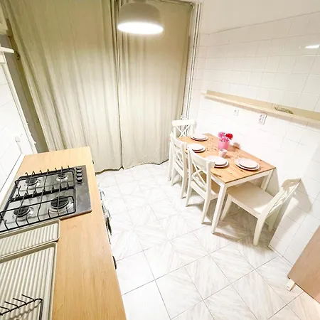 Apartment 3 In Center